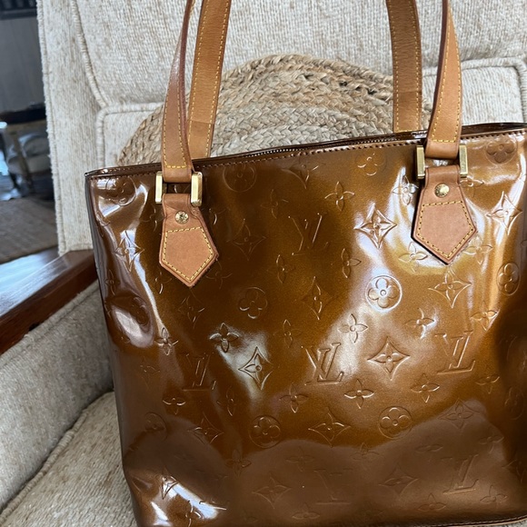 Louis Vuitton Houston Vernis bag - Picture 2 of 14